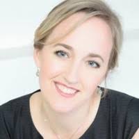 Mandy Barlow's Instagram, Twitter & Facebook