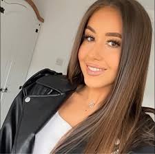 Blondes & Brondes by Beth