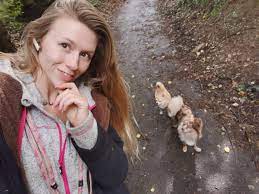 Michelle moe was born on february 26, 1997 in austria. Twitter à¤ªà¤° Michelle Moist Daily Dog Walk X Dogs Walkies Nomakeup