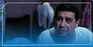 هيما (كريم عبد العزيز) شاب مشتت يعيش حياته بطريقة غير منظمة يعمل كموظف في شركة كهرباء. Ù…Ø¹Ù„ÙˆÙ…Ø§Øª Ø¹Ù† Ù…Ø§Ø¬Ø¯ Ø§Ù„ÙƒØ¯ÙˆØ§Ù†ÙŠ ÙˆØ£Ù‡Ù… Ø£ÙÙ„Ø§Ù…Ù‡ ÙˆÙŠÙƒÙŠ Ù…ØµØ±