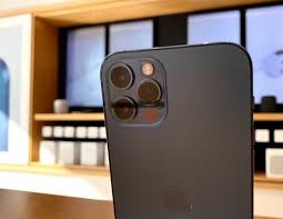 Apple's own iphone upgrade program offers customers an unlocked phone no matter which carrier they if you buy your iphone xs or iphone xs max through verizon, that device should be sim unlocked at the time of purchase. 9 Reasons To Wait For The Iphone 13 7 Reasons Not To
