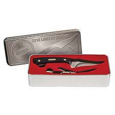 I've had the flexcut carving jack for several years. Old Timer Limited Edition Sharpfinger Fixed Blade Knife And Dog Leg Jack Pocket Knife With Gift Tin 1105623 At Tractor Supply Co