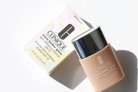 Clinique even better mirror compact foundation makeup beige spf 15, rare ~ new. Clinique Even Better Glow Foundation Auftrag Haltbarkeit Innenaussen