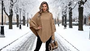 Poncho girl winter❄️❄️ Comment WINTER OUTFIT and I'll ...