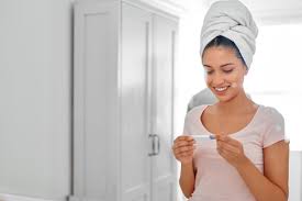 Erst als ich mönchspfeffer genommen hab kam kurz drauf das erste mal meine regel und dann hat es nochmal etwas gedauert bis diese regelmäßig waren. Schwanger Werden Nach Absetzen Der Pille Und Anderer Verhutung 9monate De