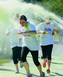 Runners show their colors