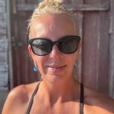 Is your budgie depressed or sick?