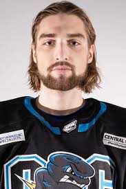 Alexis Girard's Instagram, Twitter & Facebook