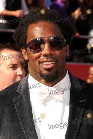 Dhani Jones Pictures and Photos