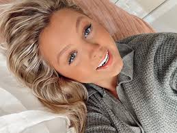 Abbie ✰ (@abigail.henning) • Instagram photos and videos