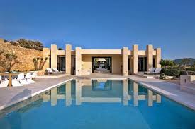 At luxury antonovich design, we are experts in the creation of exclusive styles in dubai. Holiday Villas Which Sleep 10 People