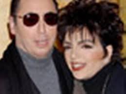 Split end is neatly cut