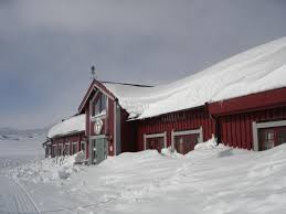 På eidsbugarden ved innsjøen bygdins vestre ende ligger den koselige hytta fondsbu, kjent for sin deilige lokalmat og gode service, samt fantastisk og variert turterreng både sommer og vinter. Fondsbu Hostel Reviews Vang Norway Tripadvisor