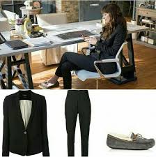 When unworldly student anastasia steele first encountered the driven and dazzling young entrepreneur christian grey it sparked a sensual affair that changed both of their lives irrevocably. Pin By Kaku On Look Anastasia Steele Outfits Ana Steele Outfit Dakota Johnson Style