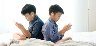 Hasil gambar untuk kecanduan games pada anak