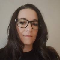 Cindy Redinger's Instagram, Twitter & Facebook