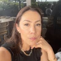 Sandra Rosete's Instagram, Twitter & Facebook