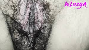 Ja bitte stoße meinen Anus ahh ahhh ahhh stecke deine Finger in meine heiße  und haarige Pussy Im sehr geil online ansehen