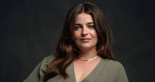 Bergdoktor"-Star Ronja Forcher verarbeitet Tod von Freundin in Biografie  "Für immer an meiner Seite" » Schlagerpuls