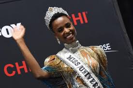 She is using her voice as miss universe to encourage young women to take up space and hopes to bring more voices together to make change across before being crowned miss universe, zozibini was working in public relations at a respected global firm. Miss Universo Anuncia Fecha Y Lugar Para El Certamen En El 2021 Entretenimiento Cultura Eltiempo Com
