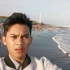 Darby Herrick's Instagram, Twitter & Facebook