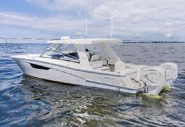 Great savings & free delivery / collection on many items. World Cat Boats For Sale Yachtworld