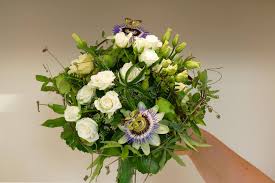 Check spelling or type a new query. Brautstrauss Mit Passionsblumen Blumen Elke Drewes Facebook