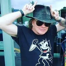 No On Twitter Axl Rose Pop Punk Fashion Guns And Roses