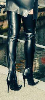pin von darcy carson auf boots overknee stiefel overknee stiefel leder stiefel