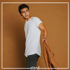 Arif güloglu is an actor and writer, known for çok güzel hareketler 2.kusak (2019). Stand Talent Oyuncumuz Arif Guloglu Stand Facebook