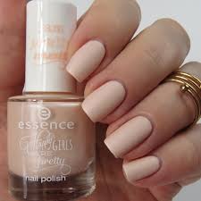 Matter nagellack ist modisch in. Essence Happy Girls Are Pretty Nagellacke In Matt