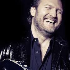 Since its debut in 2018, the Prophet X has been a constant source of sonic  adventure for musicians around the world, blending the warmth of analog  synthesis with the endless potential of