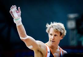 The 2012 champion did not perform flawlessly during the qualifications and also had to correct for the dismount. Epke Zonderland Wordt Weer Vader Foto Bd Nl