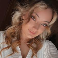 What mods customize party members in Baldur's Gate 3?