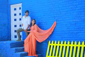 Outdoor Photoshoot Places In Hyderabad Outdoor Photoshoot Pre Wedding Photoshoot Photo Poses For Couples