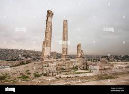 The Temple Of Hercules At The Amman Citadel Jabal Al Qala A With Amman In The Background Stock Photo Alamy