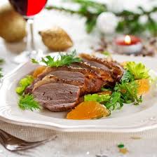Magrets De Canards Flambes Au Cognac Pommes Et Abricots Recette Magret De Canard Recette De Plat Plat