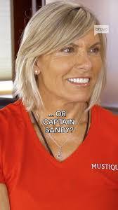 Sandy Deck's Instagram, Twitter & Facebook