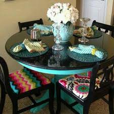 Pin By Rachel Sutton On Bon Mallette Refurbished Furniture Painted Dining Table Painted Kitchen Tables