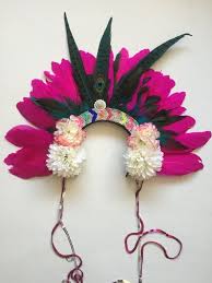 Birds Of A Feather Festival 2020 Rio Feather Carnival Festival Floral Head Dress Statement Head Piece Flower Crown In 2020 Headdress Carnival Festival Carnival Costumes