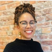 Christina Grayson's Instagram, Twitter & Facebook