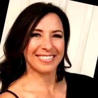 Lisa Denham's Instagram, Twitter & Facebook