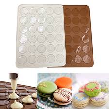 I have never used silicon mats for macarons because everyone has recommended to not use them. Macaron Mats Macaron Boxes Macaron Templates