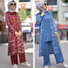 Renkli Tesettur Genc Spor Giyim Modelleri Spor Giyim Moda Kiyafet