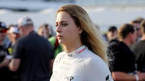 Nein, denn es hängt nicht vom goodwill oder. Sophia Florsch Fahrt Dtm Saison 2021 Im Audi Fur Abt Kicker