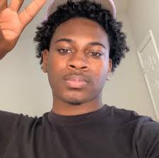 Juan Gibson's Instagram, Twitter & Facebook