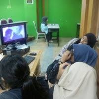 Kerjaya komunikasi dan media melibatkan penyebaran maklumat, dalam pelbagai bentuk, kepada orang ramai. Dk2 Fakulti Komunikasi Dan Pengajian Media Uitm College Classroom In Shah Alam