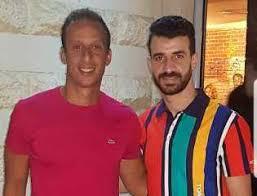 هو الشيخ محمود المصري ( أبو عمار)، عمره فوق الثلاثين بقليل، وحاصل على بكالوريوس خدمة اجتماعية. Ø¨Ø¹Ø¯ Ø§Ù†Ø¶Ù…Ø§Ù…Ù‡ Ù„Ù€ Ø§Ù„Ø£Ù‡Ù„ÙŠ 5 Ù…Ø¹Ù„ÙˆÙ…Ø§Øª Ø¹Ù† Ù…Ø­Ù…ÙˆØ¯ Ù…ØªÙˆÙ„ÙŠ Ù…ÙˆÙ‚Ø¹ Ø§Ù„Ø³Ù„Ø·Ø©