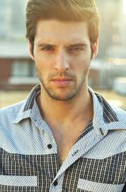 This effortless mens medium length hairstyle has medium length sections. The 7 Best Men S Medium Length Hairstyles For Summer