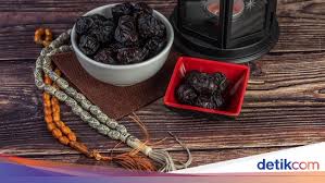 Kurma ajwa meningkatkan sistem imun badan terhadap sebarang jangkitan , kerana kurma ajwa bersifat sebagai anti inflasi & anti infeksi. Harga Kurma Ajwa Di Madinah 2018